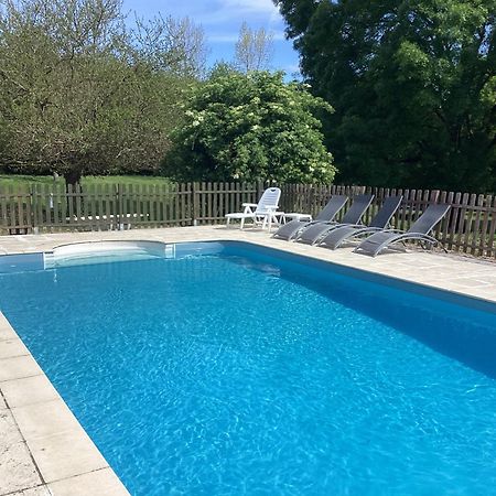 Le Petit Bijou Bed & Breakfast Saint-Fraigne Exterior foto