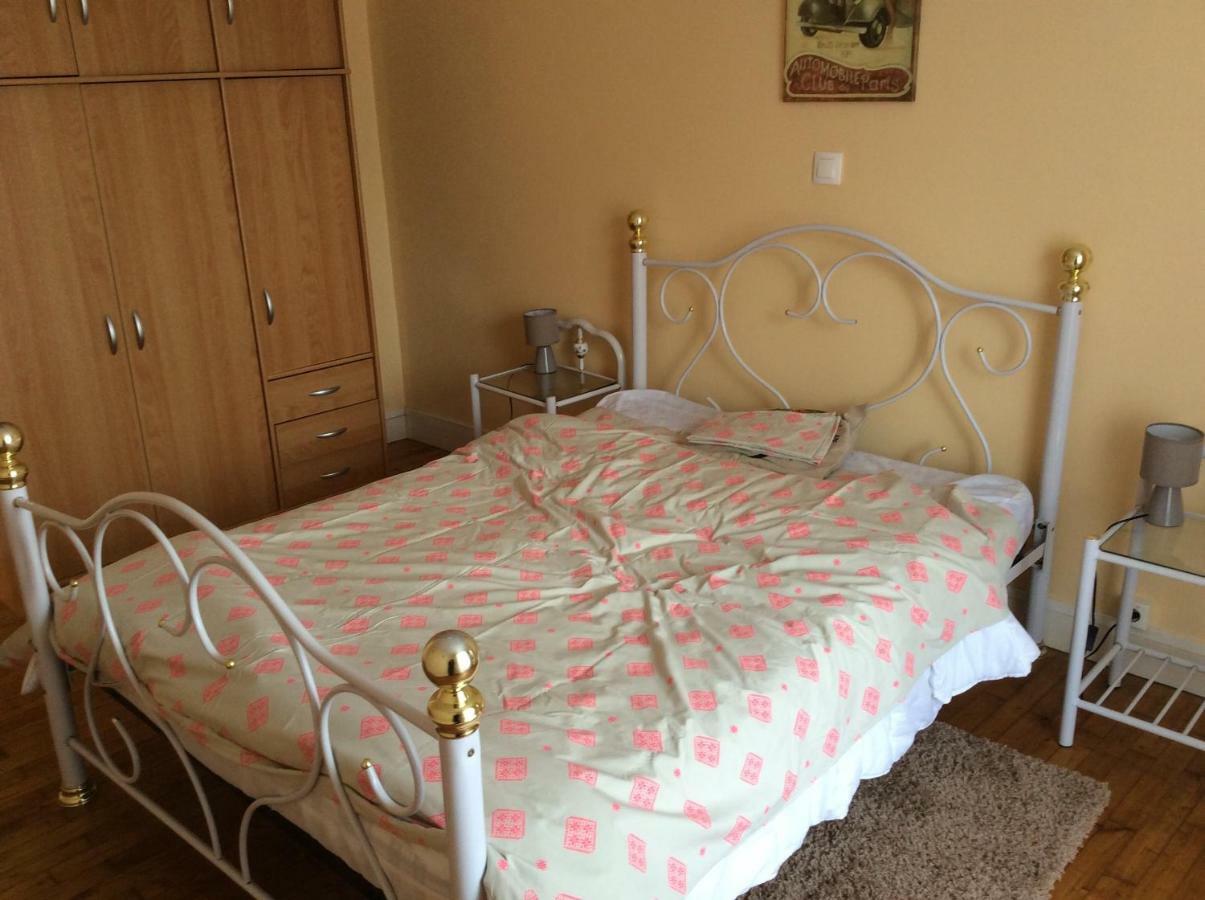 Le Petit Bijou Bed & Breakfast Saint-Fraigne Exterior foto